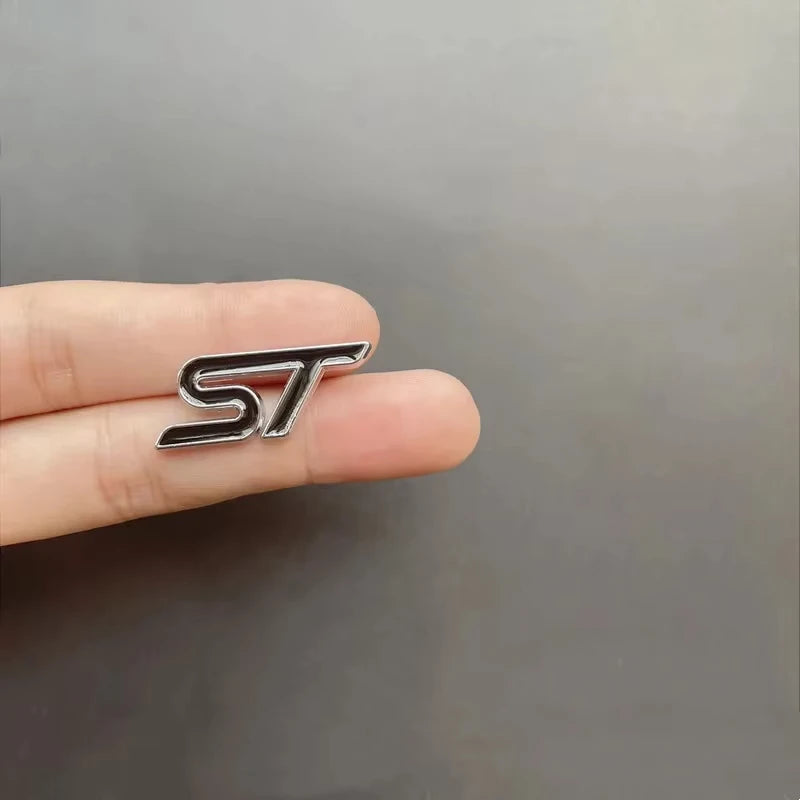 3D Metal ST Logo Car Steering Wheel Emblem Sticker for Ford Focus 2 3 K2 MK3 MK7 Kuga Puma Explorer Edge Fiesta ST Accessories
