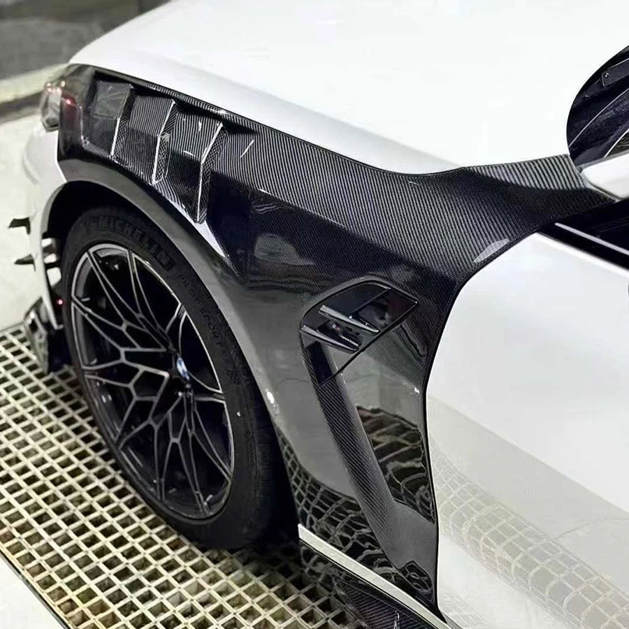 For BMW M3 M4 G80 G82 G83 Carbon Fiber Fender Bumper Retrofit the Carbon fiber replacement Openings leaf plate body kit