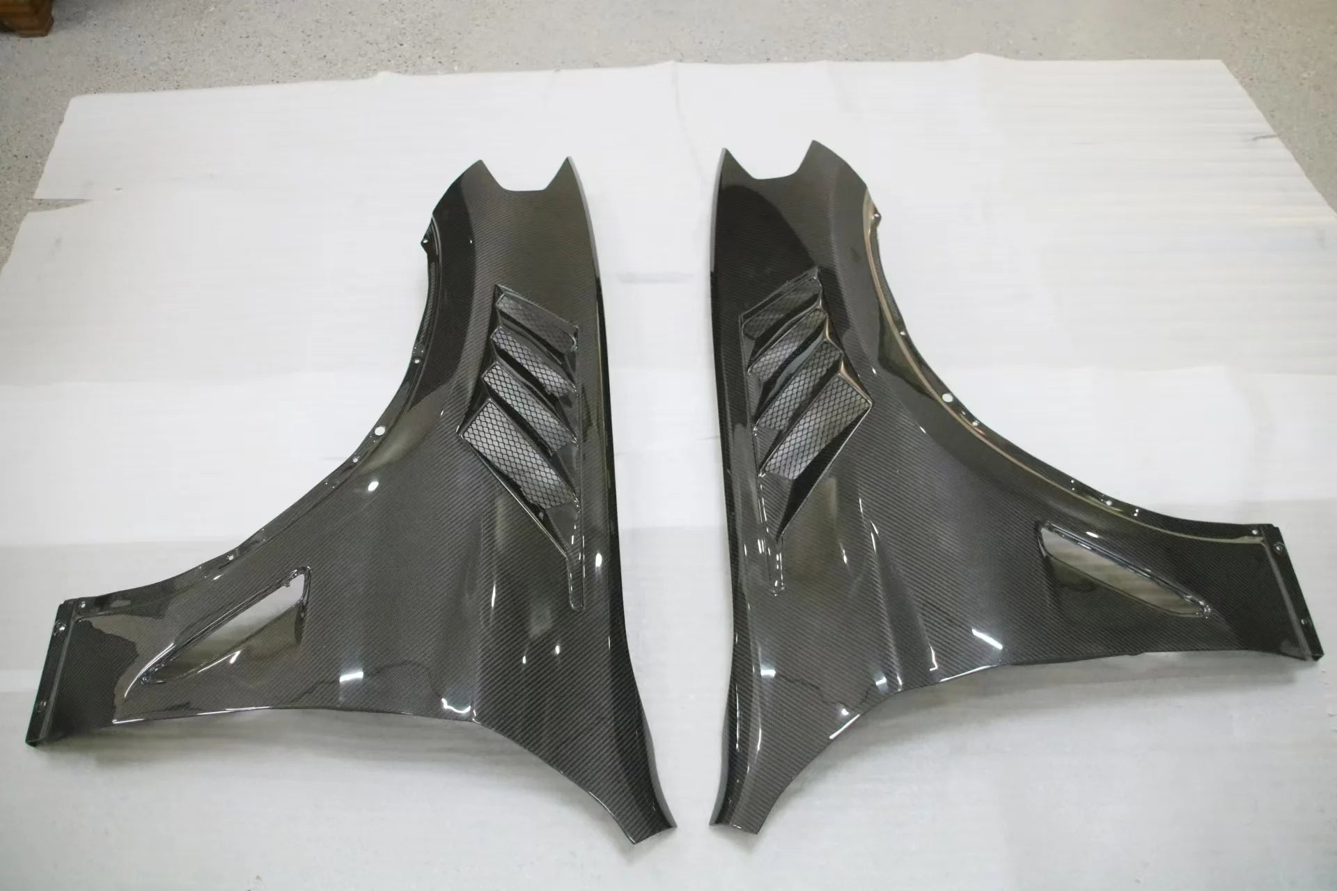 High Quality Dry Carbon Fiber Material Front Side Fender for  F97 X3m F98 X4m