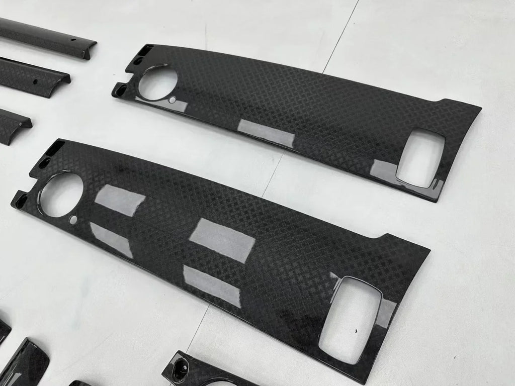 Applicable to Rolls-Royce Ghost Upgraded to BB Style Carbon Fiber Car Interior Center Console Modification Parts