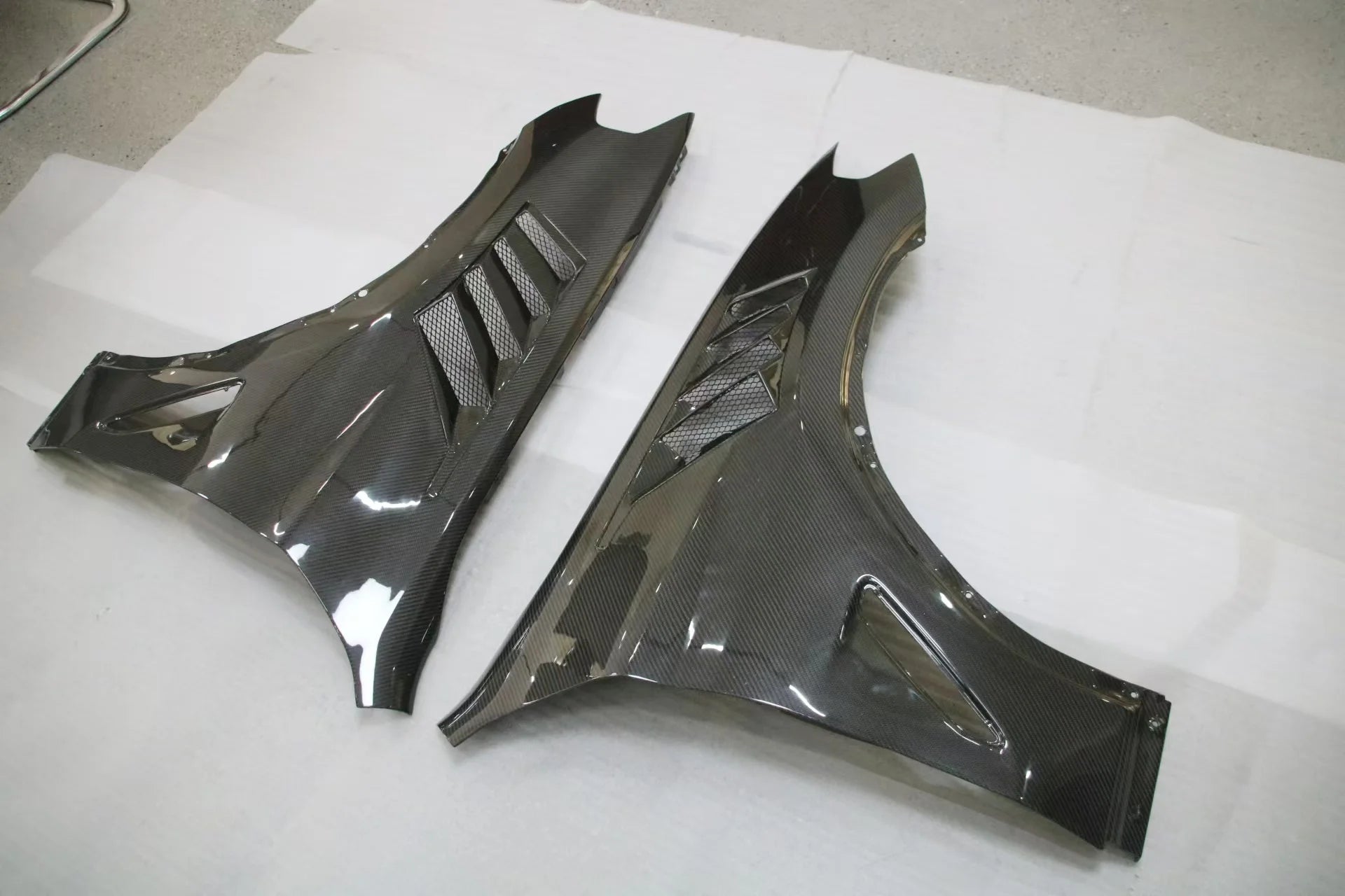 High Quality Dry Carbon Fiber Material Front Side Fender for  F97 X3m F98 X4m